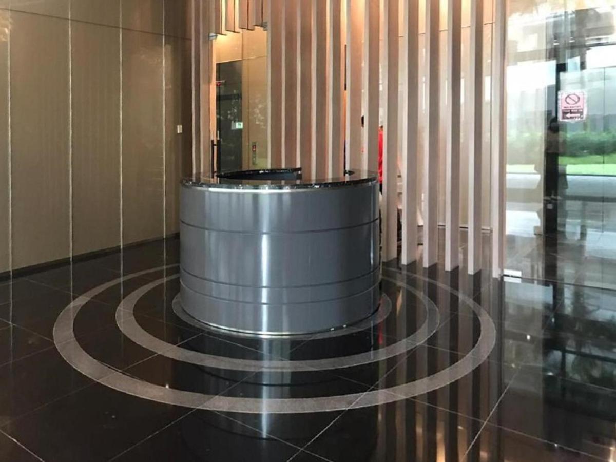 Sky Suites Klcc By Luna Kuala Lumpur Exteriör bild