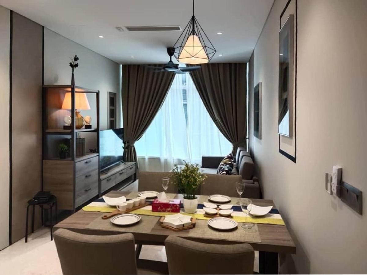 Sky Suites Klcc By Luna Kuala Lumpur Exteriör bild
