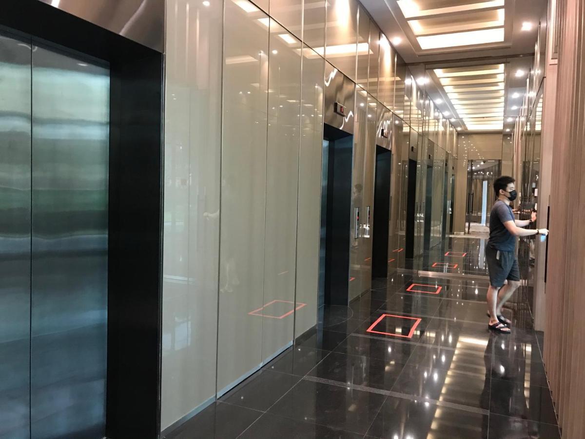 Sky Suites Klcc By Luna Kuala Lumpur Exteriör bild
