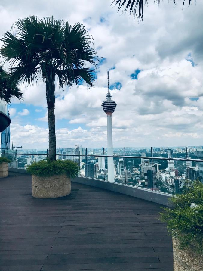 Sky Suites Klcc By Luna Kuala Lumpur Exteriör bild