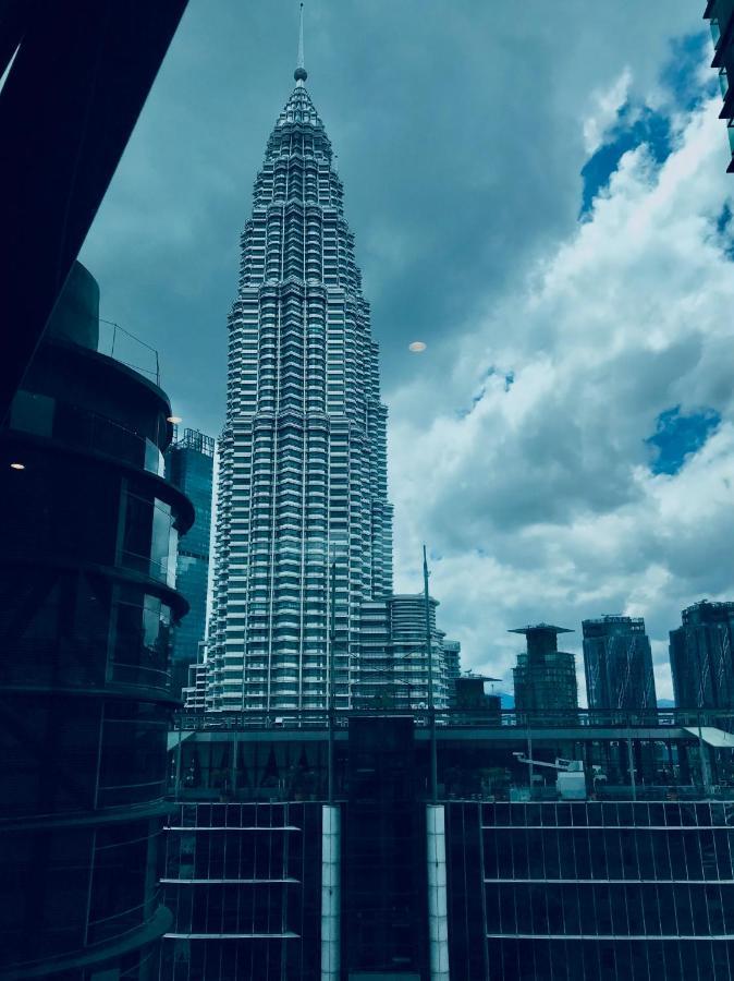 Sky Suites Klcc By Luna Kuala Lumpur Exteriör bild