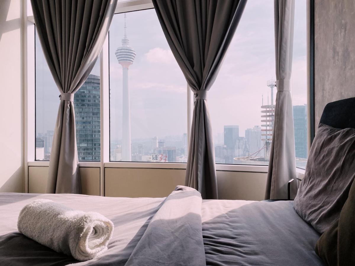 Sky Suites Klcc By Luna Kuala Lumpur Exteriör bild