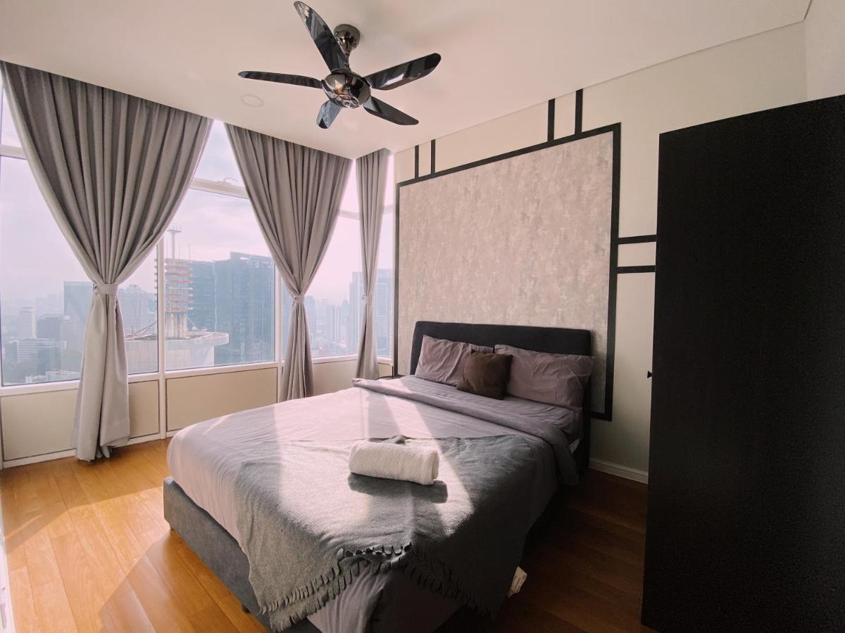 Sky Suites Klcc By Luna Kuala Lumpur Exteriör bild