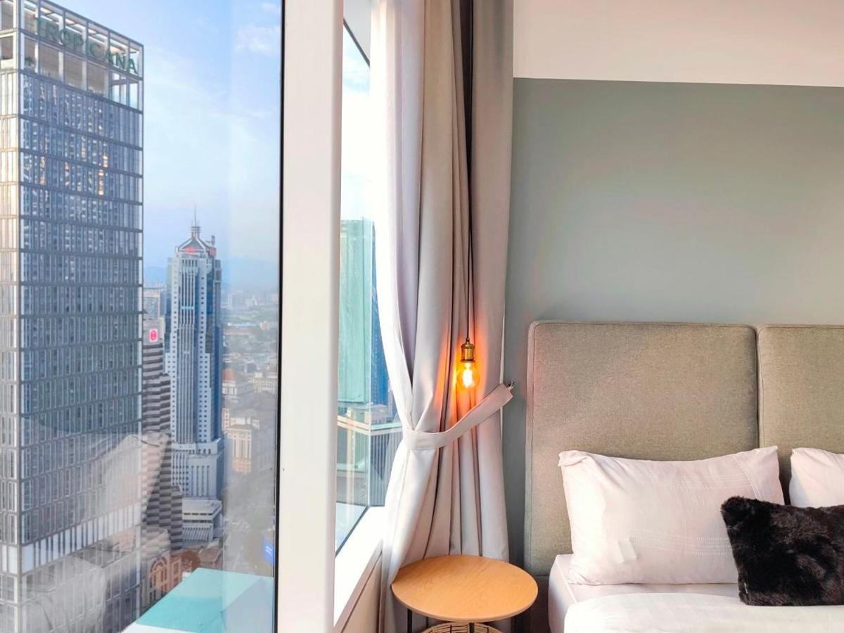 Sky Suites Klcc By Luna Kuala Lumpur Exteriör bild