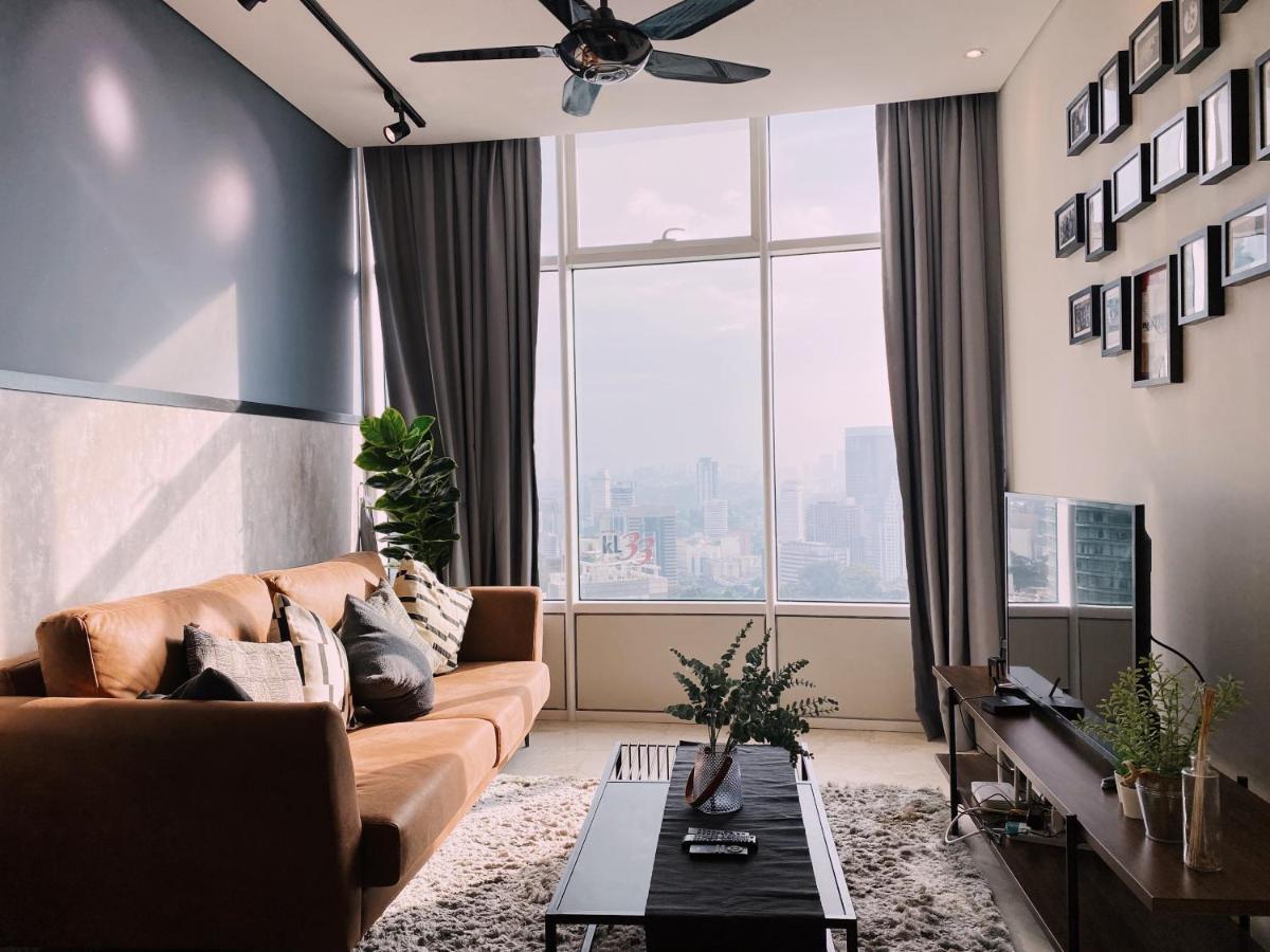 Sky Suites Klcc By Luna Kuala Lumpur Exteriör bild