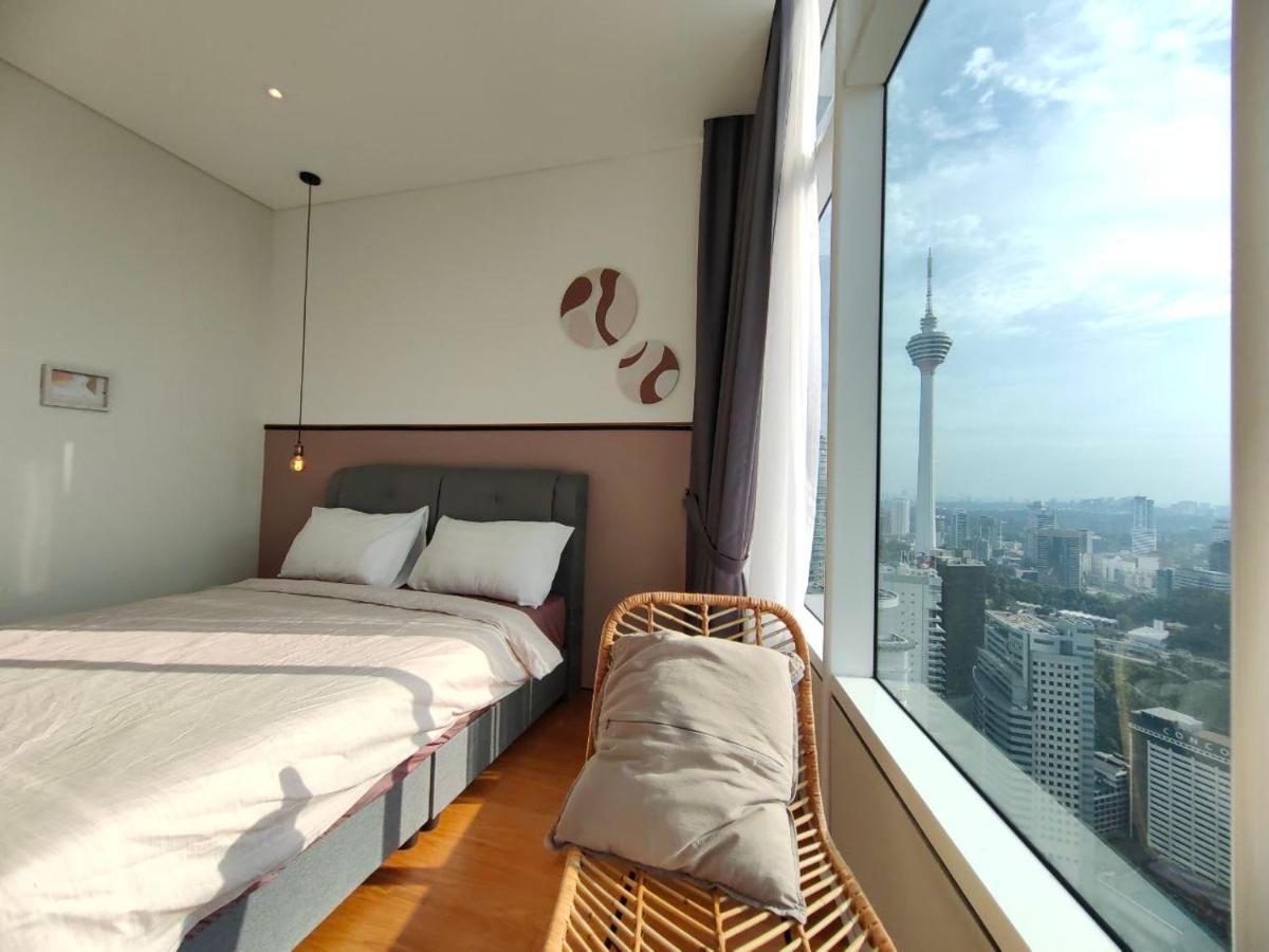 Sky Suites Klcc By Luna Kuala Lumpur Exteriör bild