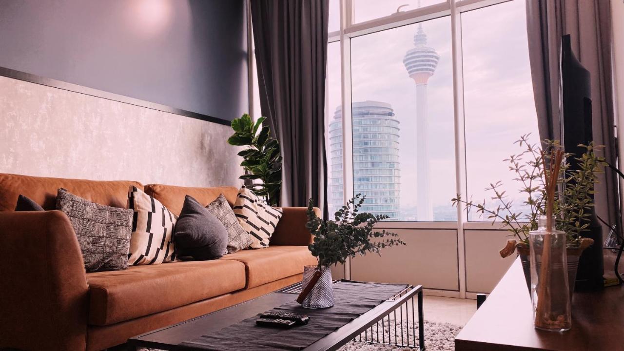 Sky Suites Klcc By Luna Kuala Lumpur Exteriör bild