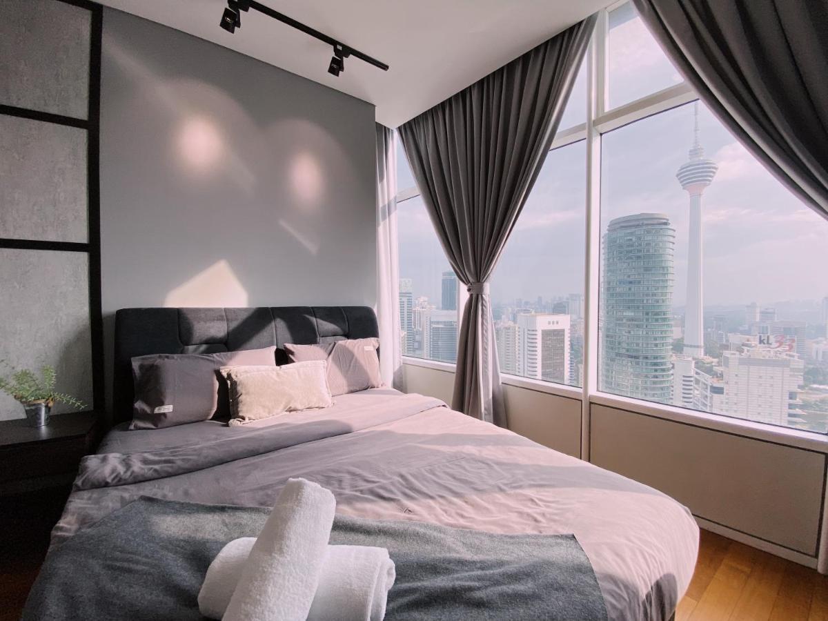 Sky Suites Klcc By Luna Kuala Lumpur Exteriör bild