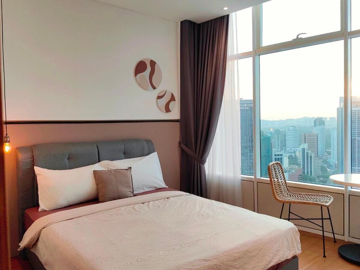 Sky Suites Klcc By Luna Kuala Lumpur Exteriör bild